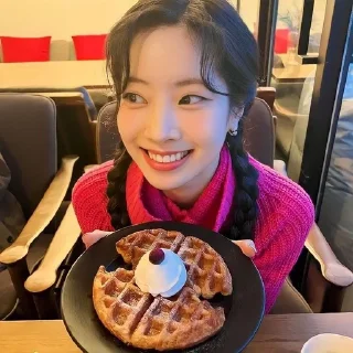 Sticker from #``Twice‽¡