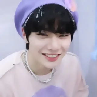 Sticker from ✦ ָ ֙⋆ jeongin by @paradoxstickers