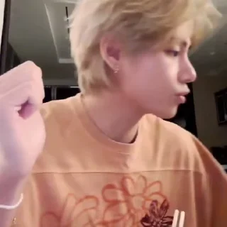 Sticker from – taehyung @M1YST0CK