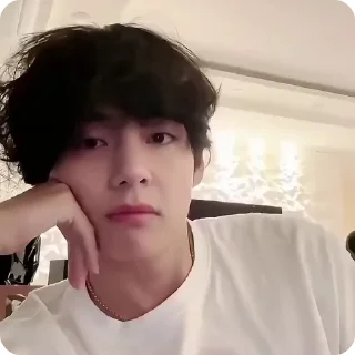 🧐 emoji Тэхён (Taehyung) - @King_BtS Telegram sticker 16 of 65
