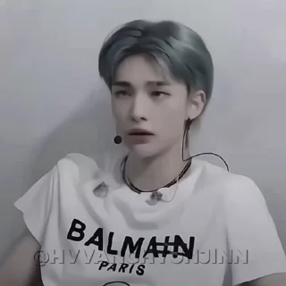 Sticker from !¡hyunjin