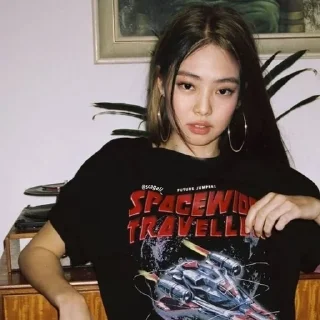 Sticker from jennie rbs