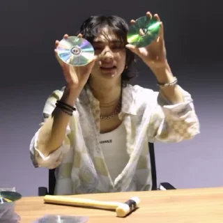 Sticker from @riahwanglee "ATE" Mashup Video MAKING FILM