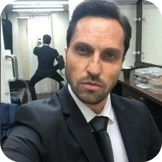 🥰 emoji гвоздь мне в кеды @TgEmodziBot Telegram sticker 10 of 48