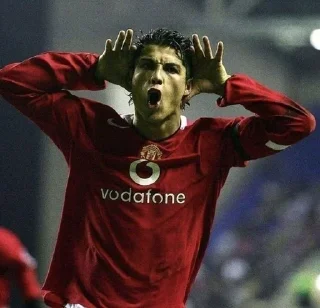 🌟 emoji Cristiano Ronaldo • @Earth928B Telegram sticker 2 of 50