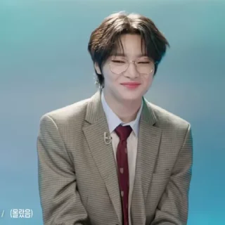 🌀 emoji jeongin | @G0DSPL8N Telegram sticker 16 of 50