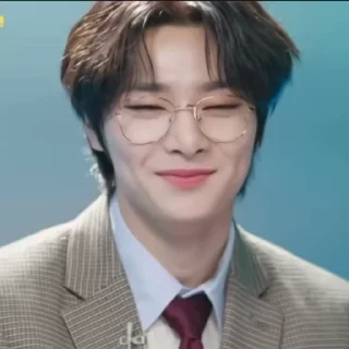🌀 emoji jeongin | @G0DSPL8N Telegram sticker 9 of 50