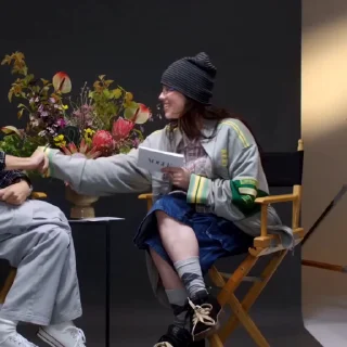 🤩 emoji Billie Eilish Telegram sticker 18 of 20