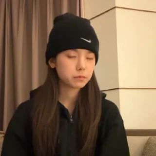 🥰 emoji yeji live & @arestel1w by @offstikbot Telegram sticker 23 of 45