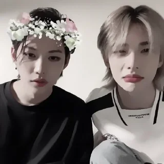Sticker from hyunlix ❤️‍🩹