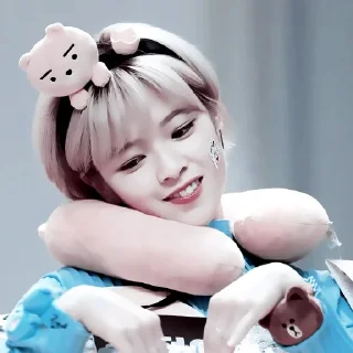 👄 emoji #𝐦𝐨𝐨𝐝: jeongyeon ;: by @paradismaudit Telegram sticker 15 of 40