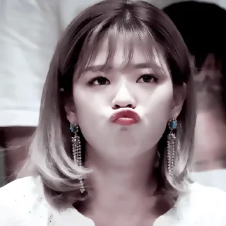 👄 emoji #𝐦𝐨𝐨𝐝: jeongyeon ;: by @paradismaudit Telegram sticker 1 of 40