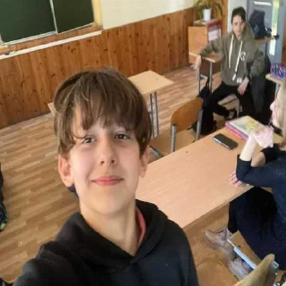 🙈 emoji вано эта я ➡️ @Ctikerubot Telegram sticker 16 of 42