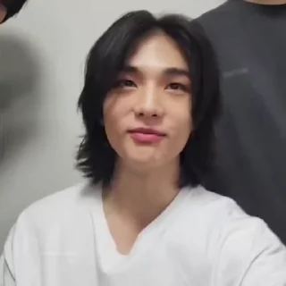 Sticker from • hyunjin • @hynjinnnnarch