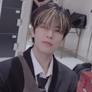 🌘 emoji 🌘| seungmin @skzstickersss Telegram sticker 14 of 20