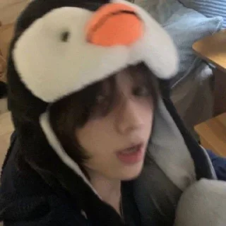 Sticker from txt_bynichan