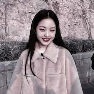 🌟 emoji Wonyoung cl for virt Telegram sticker 24 of 81