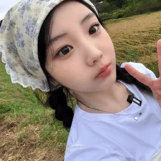 🌟 emoji wonhee 3 @kirliing Telegram sticker 22 of 95