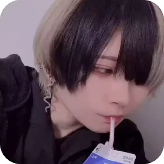 🤩 emoji SHIZUKI🤍@zolpidem69 @TgEmodziBot Telegram sticker 22 of 45