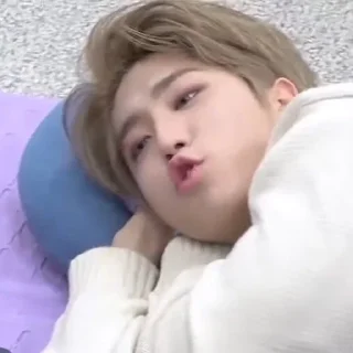 🥰 emoji бродячийребенок Telegram sticker 12 of 120