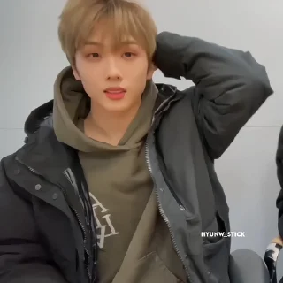 Sticker from ✮Jisung  @misfitstk