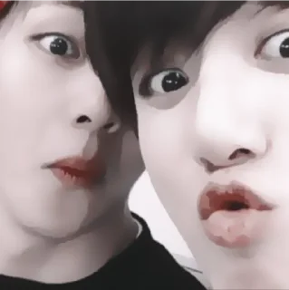 🫂 emoji - 𝗏𝗄𝗈𝗈𝗄 𝖻𝗒 @jiyoonami - @dragonshl Telegram sticker 3 of 45