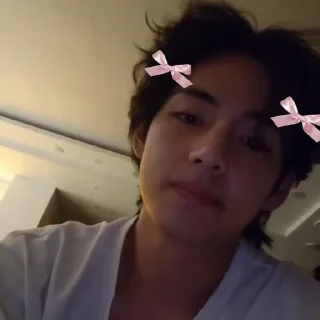 Sticker from taehyung @HBXHUS @TgEmodziBot
