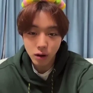 😘 emoji park jihoon by @offstikbot Telegram sticker 9 of 29
