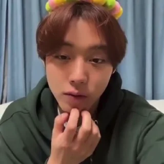 🥰 emoji park jihoon by @offstikbot Telegram sticker 8 of 29