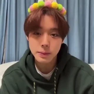 😍 emoji park jihoon by @offstikbot Telegram sticker 1 of 29
