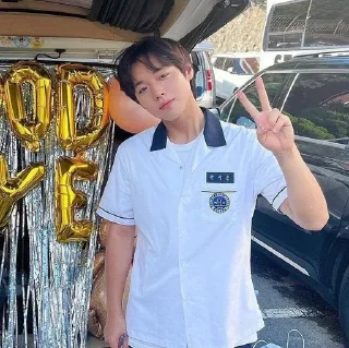🤍 emoji Park Jihoon ~ Telegram sticker 22 of 29