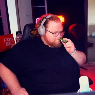 🚬 emoji Тоха/Илья Telegram sticker 6 of 25