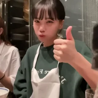 Sticker from chaewon @strawff