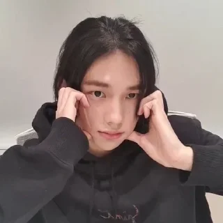 🪨 emoji :: ¡hyunjin! Telegram sticker 24 of 50