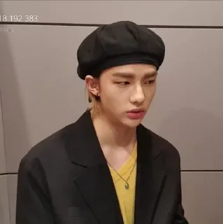 🪨 emoji :: ¡hyunjin! Telegram sticker 18 of 50