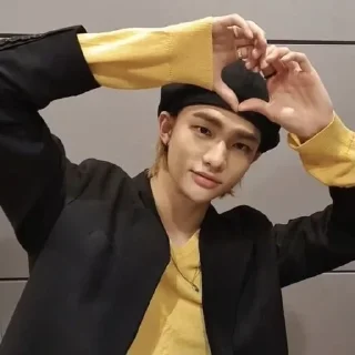 🪨 emoji :: ¡hyunjin! Telegram sticker 20 of 50
