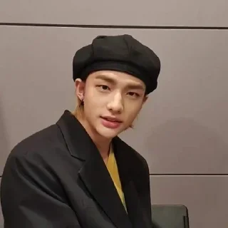 🪨 emoji :: ¡hyunjin! Telegram sticker 16 of 50