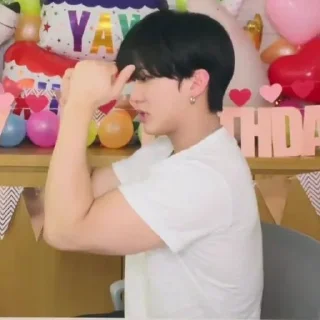 Sticker from |°•changbin vlive•°|