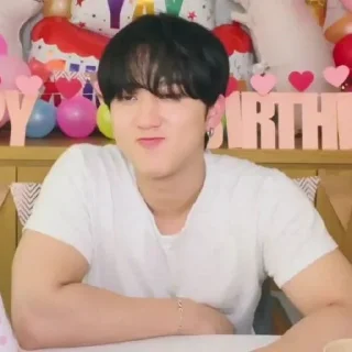 Sticker from |°•changbin vlive•°|