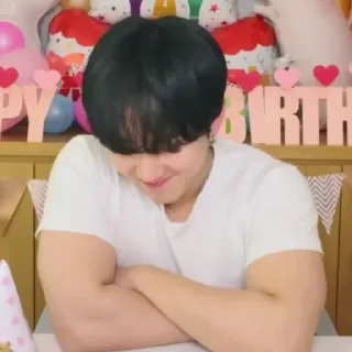 Sticker from |°•changbin vlive•°|