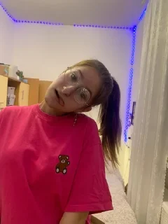 Sticker from Комфортик🤪💜