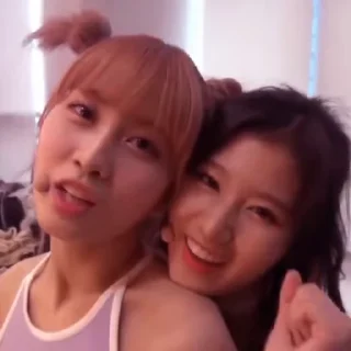Sticker from 🩷 samo ! 💜