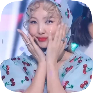 ✌️ emoji Nayeon2 by @nikiikor Telegram sticker 8 of 45
