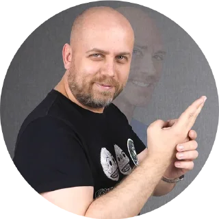 🔫 emoji Лысый из Mobiltelefon Telegram sticker 24 of 24