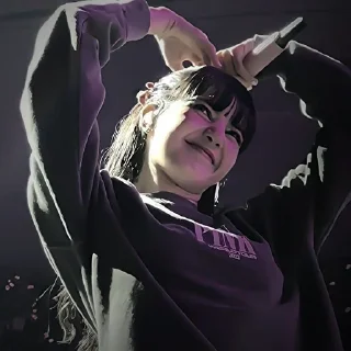 Sticker from lisa bp,bs →fr:@slikeri_kpop