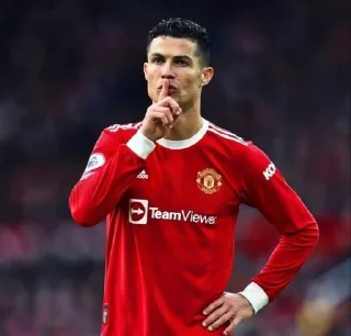 🤫 emoji CristianoRonaldo@DioGiorno Telegram sticker 8 of 42