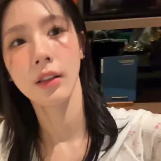 🍥 emoji Weverse live 241017 @archmiyeon Telegram sticker 3 of 90
