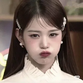 Sticker from wonyoung;ive @yuna_wqi