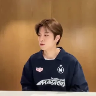 Sticker from 🪬SEUNGMIN🪬 ‘` @hiphelp