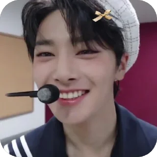 Sticker from чонини🦊🦊@jeonginxxxx